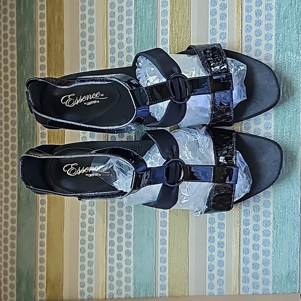 Aetrex Essence Strappy Sandal, Black, Size 10 A/B